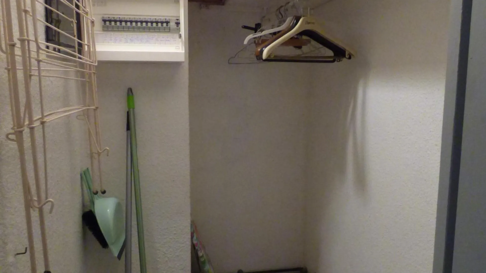Studio Refait A Neuf Pour 3 Pers, Proche Mer Et Commerces, Saintes-Maries-De-La-Mer - Fr-1-475-181 0*,